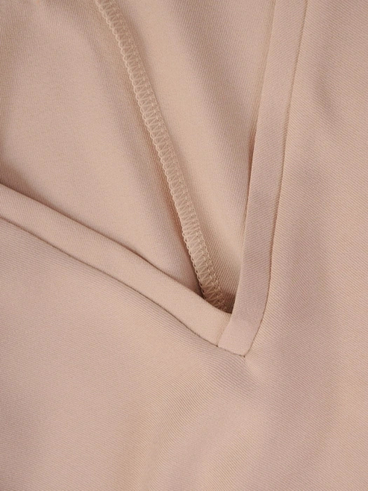 Wizytowa beżowa bluzka damska o prostym kroju – swobodne rękawy kimono wysmuklające sylwetkę 33136