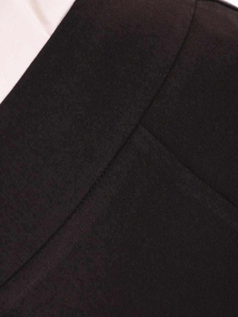 Elegancka czarna spódnica damska do kolan na jesień – prosty krój z modelującymi przeszyciami 41430