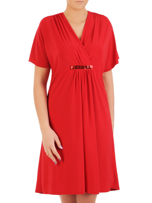Czerwona sukienka maskująca niedoskonałości 32282