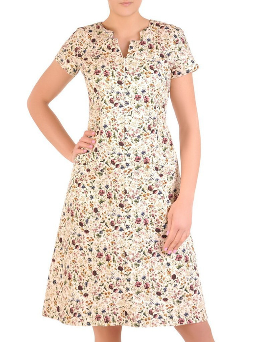 Sukienka z tkaniny, letnia kreacja w kwiatowy wzór 29959