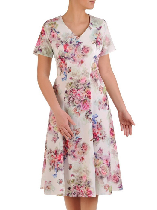 Sukienka z tkaniny, rozkloszowana kreacja w kwiatowym wzorze 25705